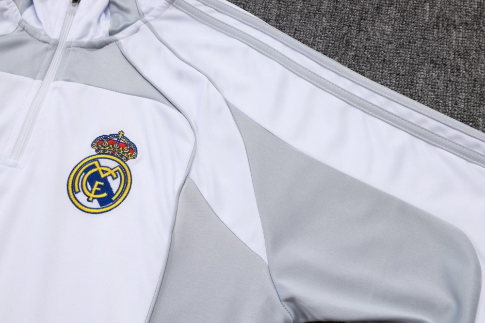 202526 Real Madrid off-white gray Long-sleeved half-pull training kit Football team kit