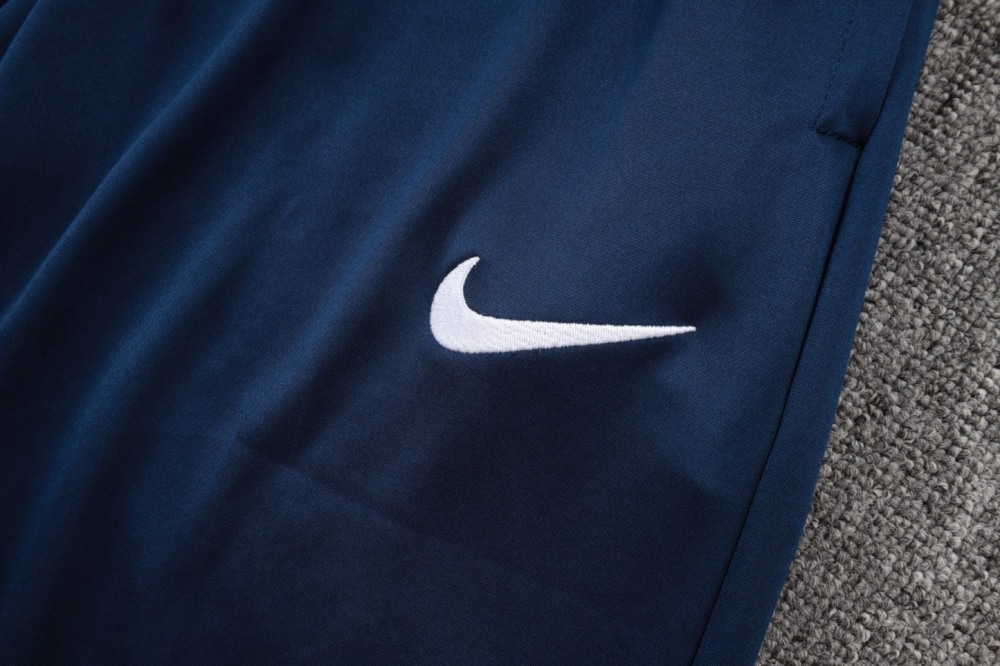 202526 Paris royal blue Long-sleeved half-pull training kit Football team kit