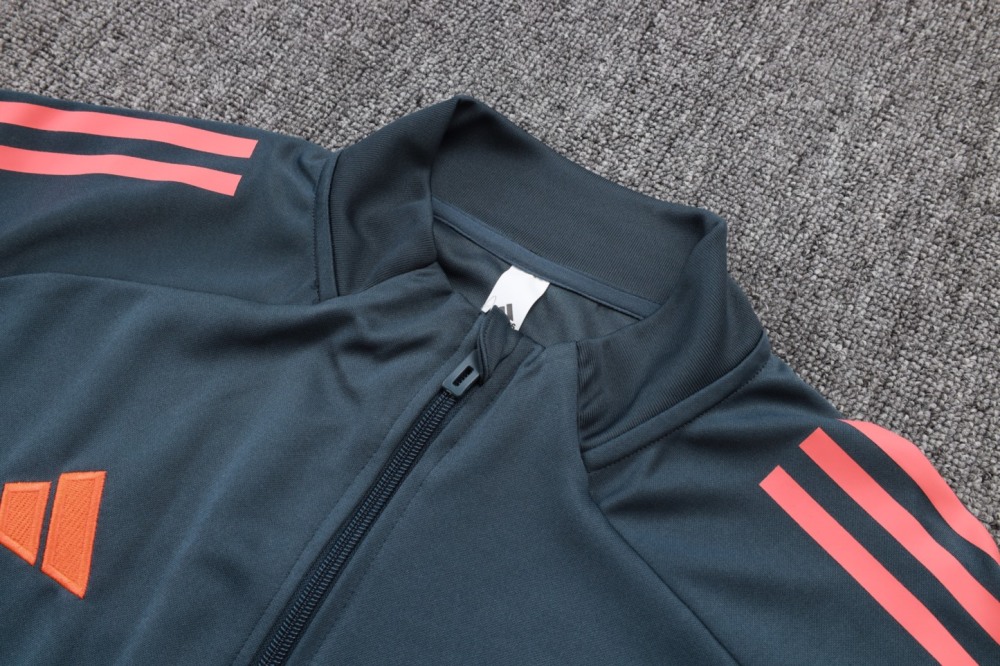 2025/26 Bayern Munich dark gray Jacket Training Suit Set Football Team Shirt Sports Fashion