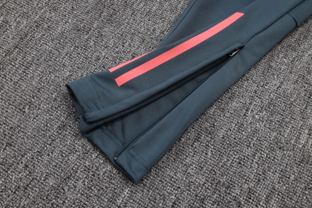 2025/26 Bayern Munich dark gray Jacket Training Suit Set Football Team Shirt Sports Fashion