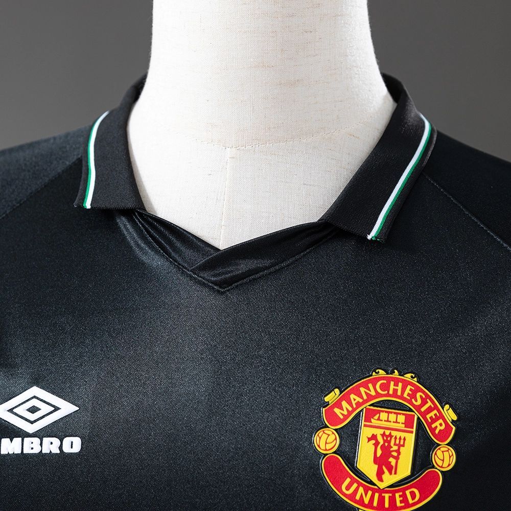 Retro Manchester United 1998/99 away(Champions League Edition) jersey Fan Version