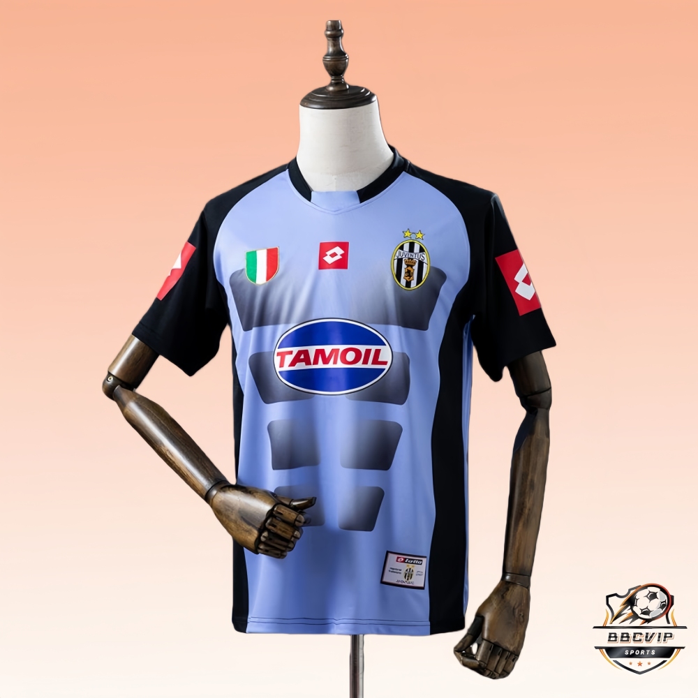Retro Juventus 02/03 Goalkeeper jersey Fan Version