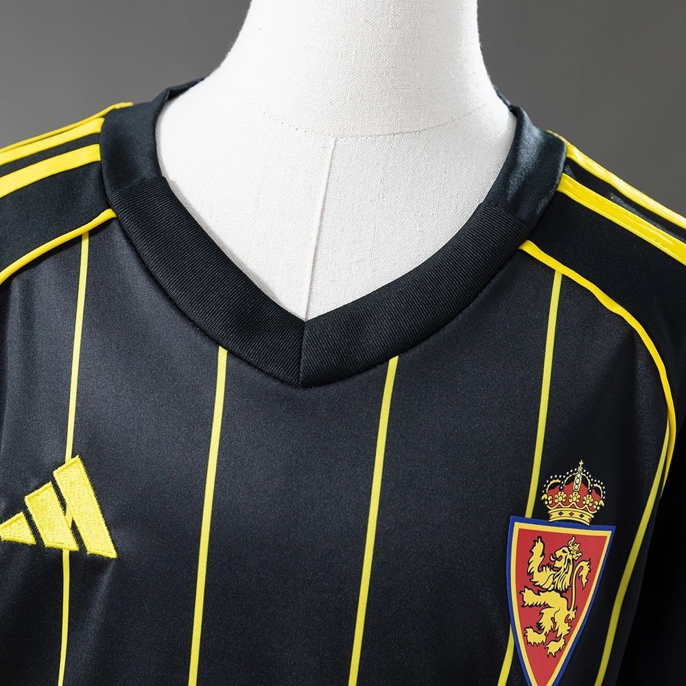 2025/26 Real Zaragoza Away jersey Kid Kits Size 16-28