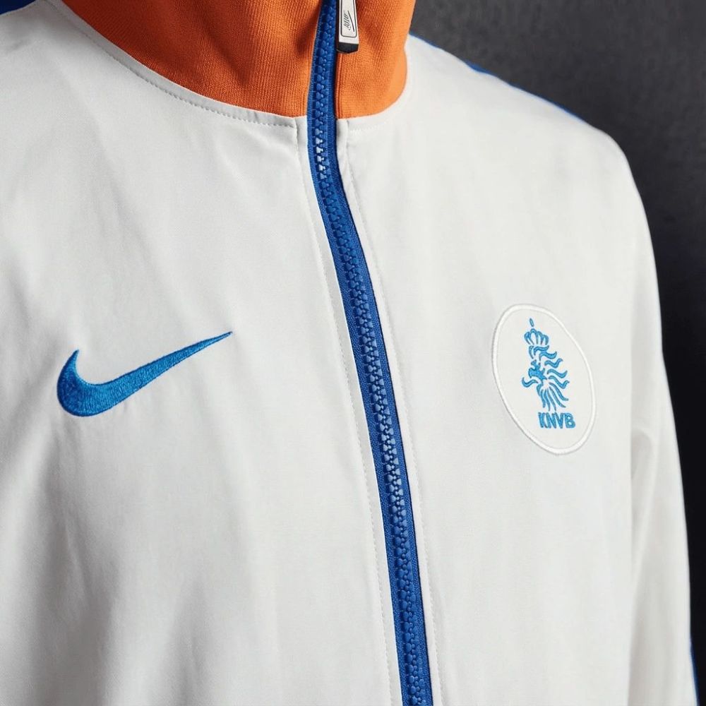 2010 Vintage Style Netherlands White Windbreaker Sport Unifom