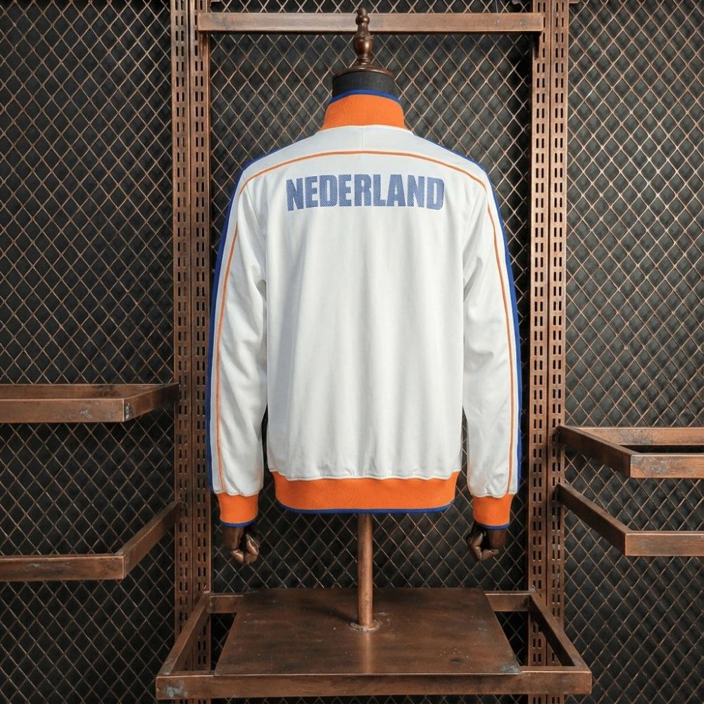 2010 Vintage Style Netherlands White Windbreaker Sport Unifom