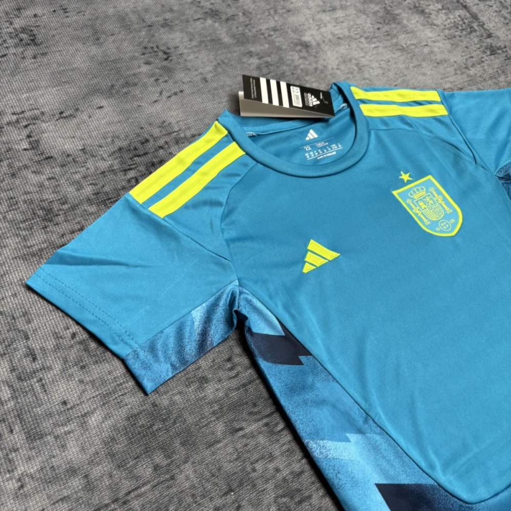 Spain 2026 World Cup Goalkeeper jersey Kid Kits 16-28