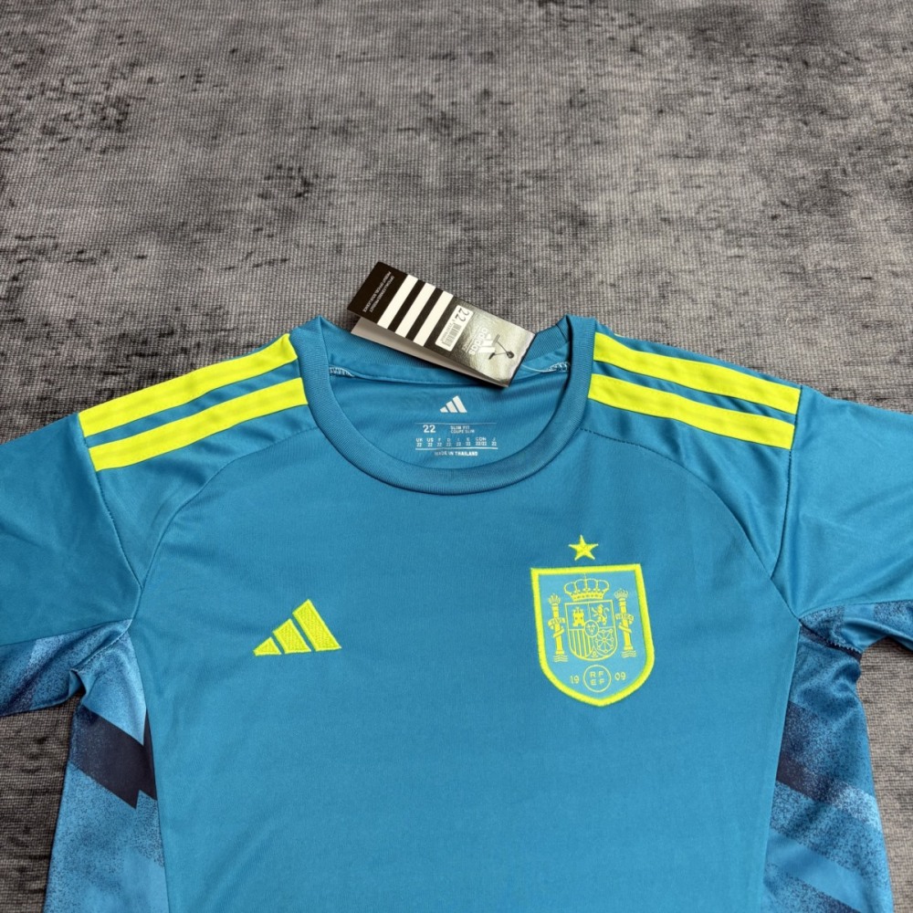 Spain 2026 World Cup Goalkeeper jersey Kid Kits 16-28