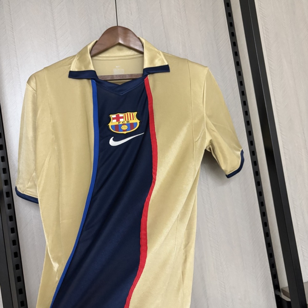 Retro Barcelona 201/02 Away jersey Fan Version