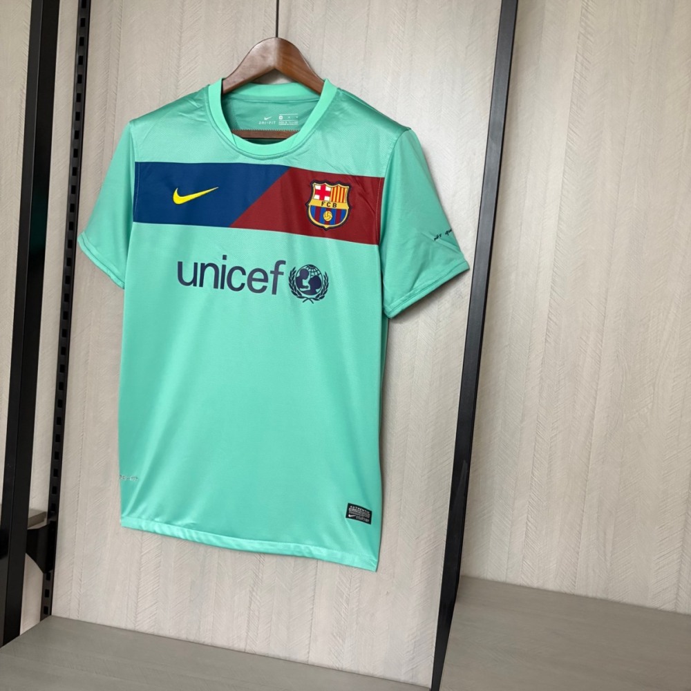 Retro Barcelona 10/11 away jersey Fan Version