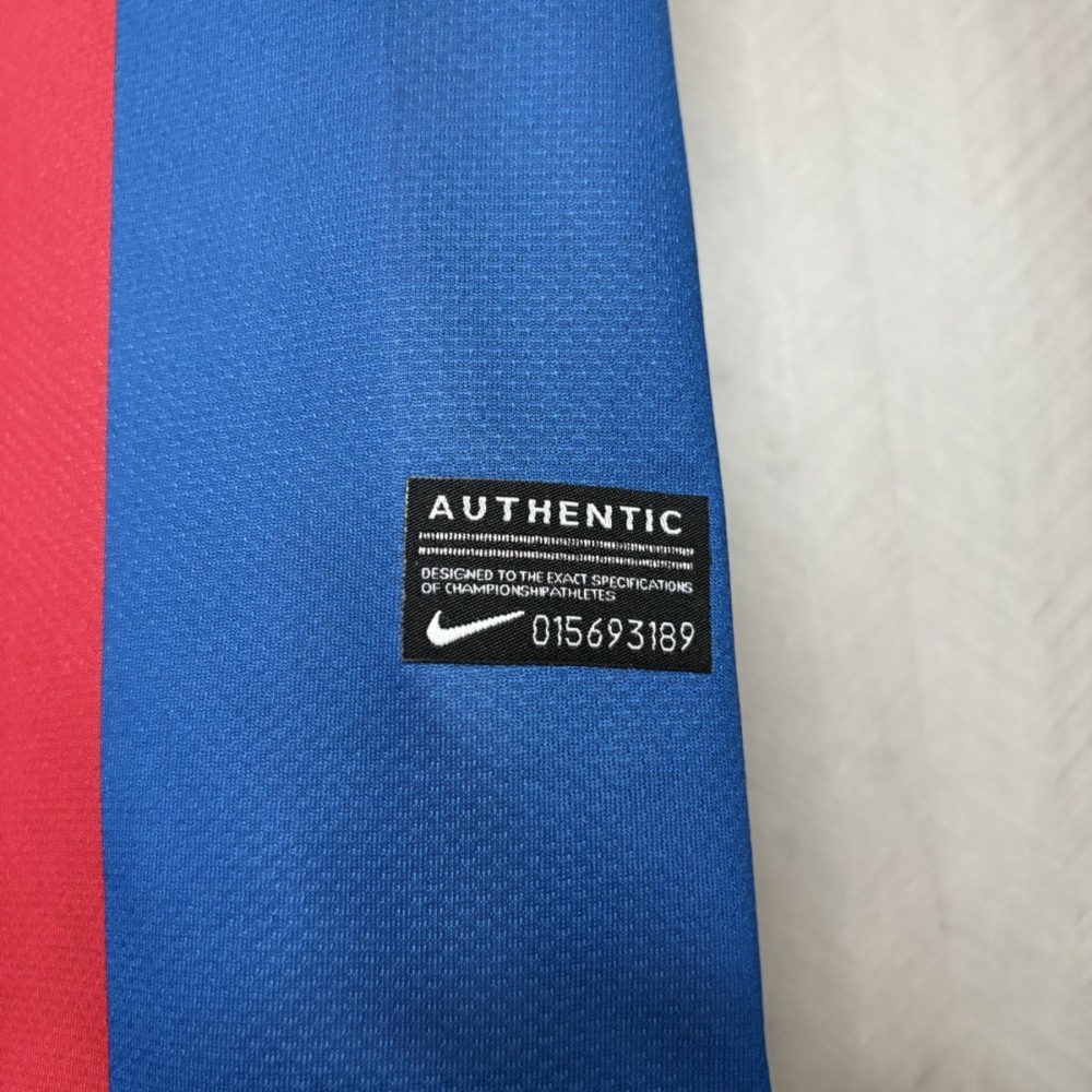 Retro Barcelona 10/11 home jersey Fan Version