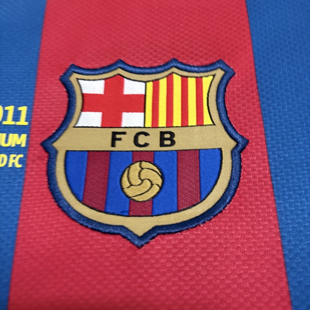 Retro Barcelona 10/11 home jersey Fan Version