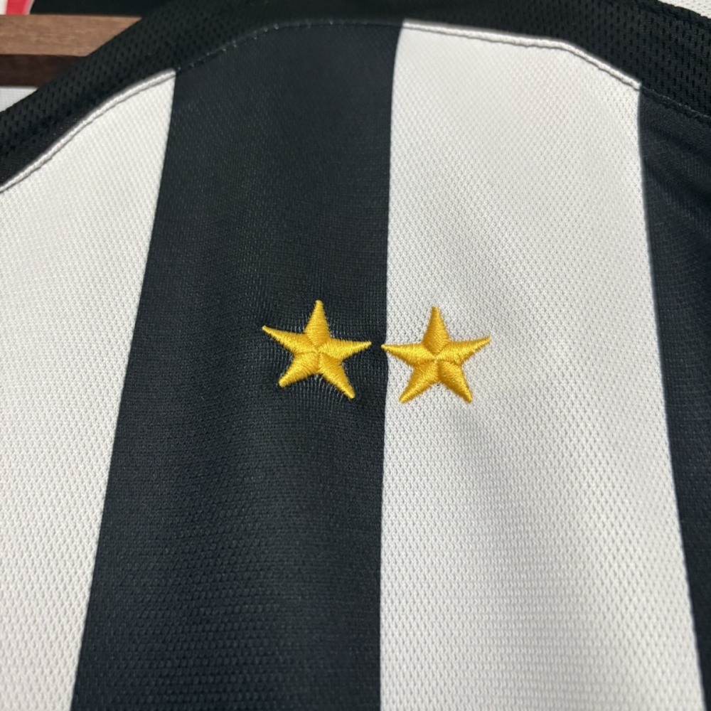 Retro Juventus 2005/06 Home  jersey Fan Version