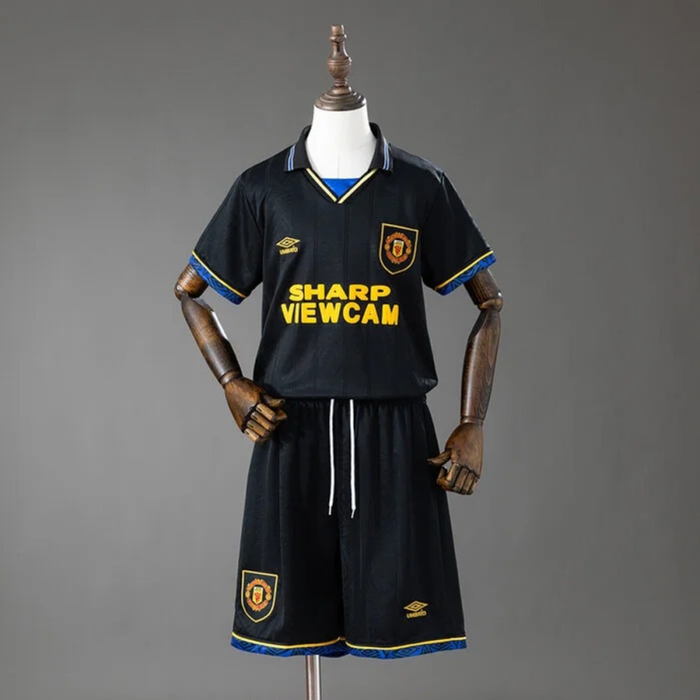 Retro Manchester United  1993/95 Away Kid Kits