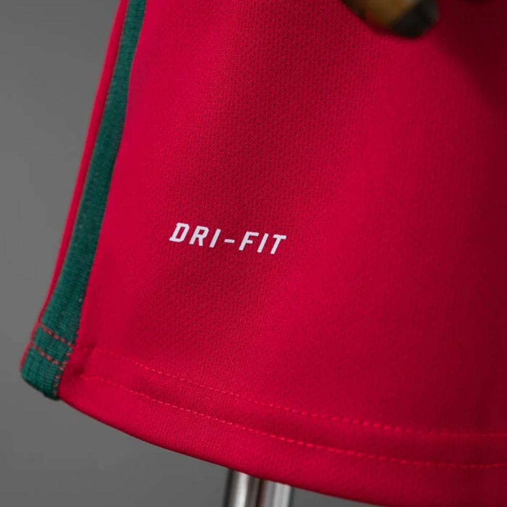 Retro Portugal 2016/17 Home Kid Kits
