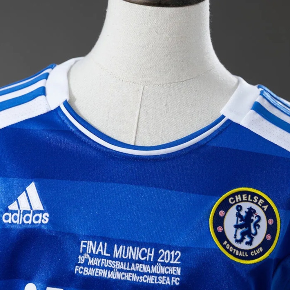 Retro Chelsea 2011/12 UCL Home Kid Kits