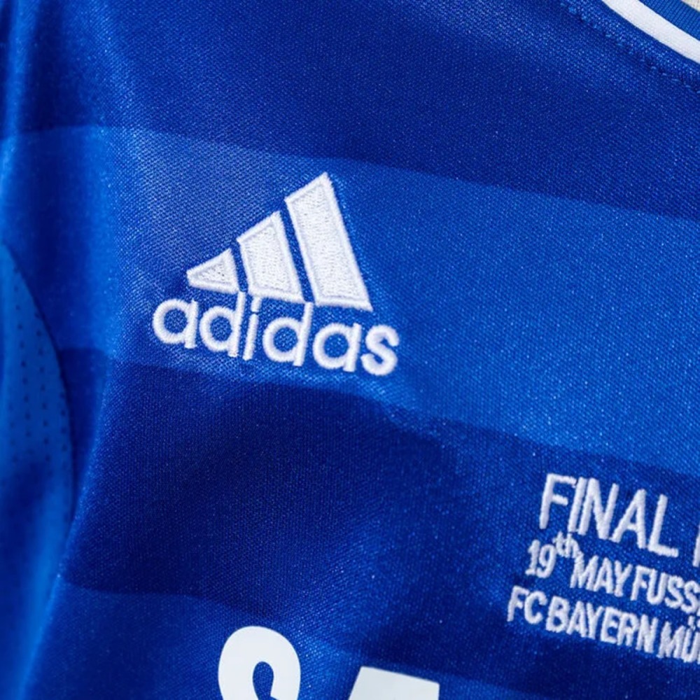 Retro Chelsea 2011/12 UCL Home Kid Kits