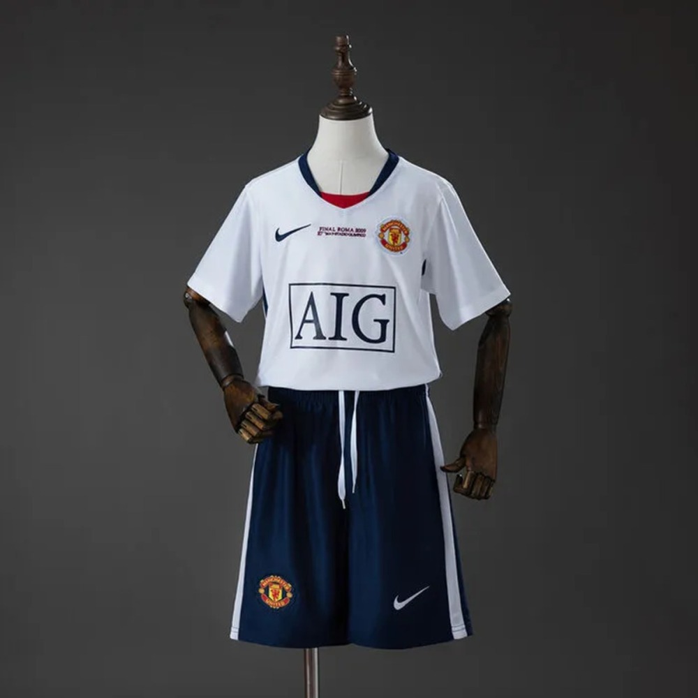 Retro Manchester United 2008/09 Away Kid Kits