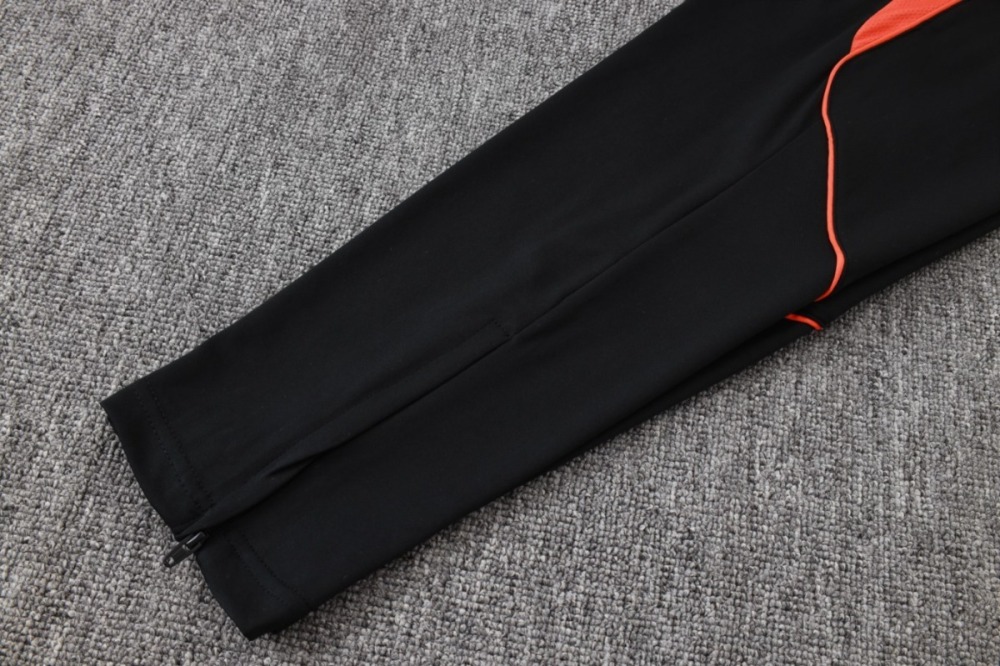 2026 Netherlands Black Long-sleeved halt-pull training kit