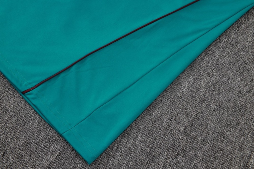 2026 Portugal Green Long-sleeved half-pull training kit