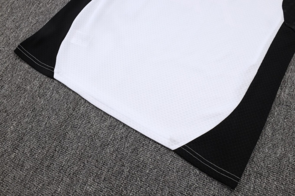 2026 Liverpool White Training Set Shirt and Shorts