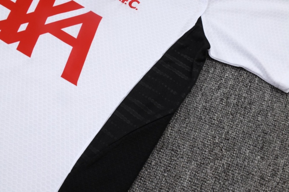 2026 Liverpool White Training Set Shirt and Shorts