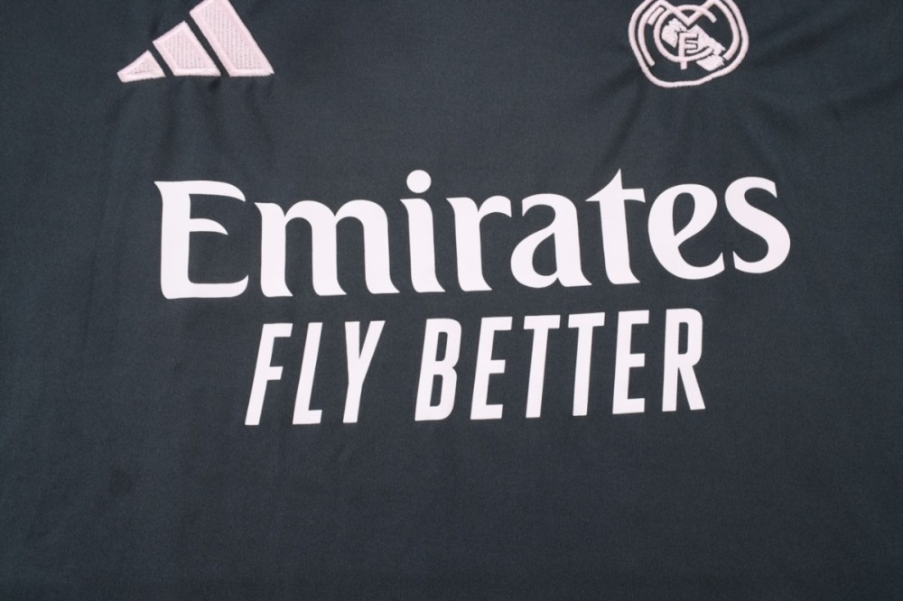 2026 Real Madrid Dark gray Training Set Shirt and Shorts