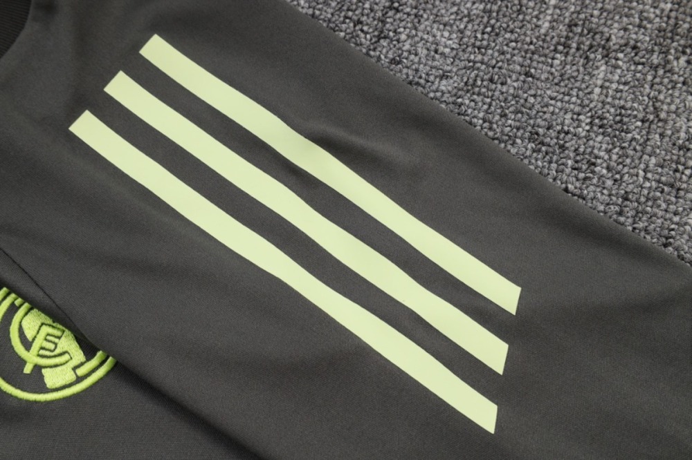 2026 Real Madrid Slate green Training Set Shirt and Shorts