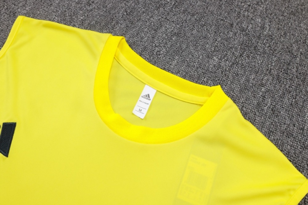 2026 Real Madrid Yellow Training Set Shirt and Shorts