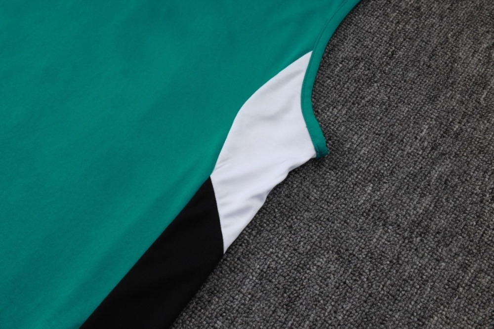 2026 Liverpool Green Training Set Shirt and Shorts