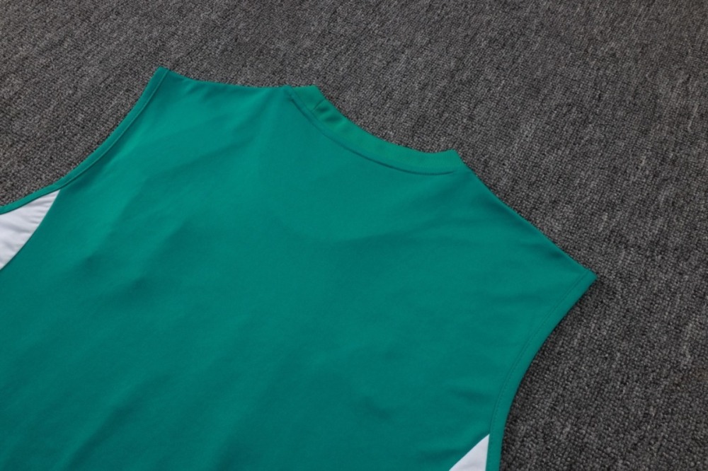 2026 Liverpool Green Training Set Shirt and Shorts