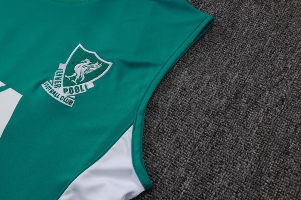 2026 Liverpool Green Training Set Shirt and Shorts