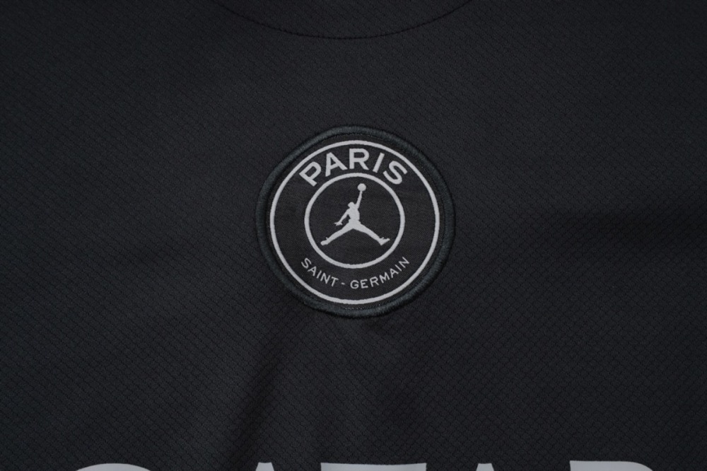 2026 PSG Fluorescent   Black  Training Set Shirt andShorts
