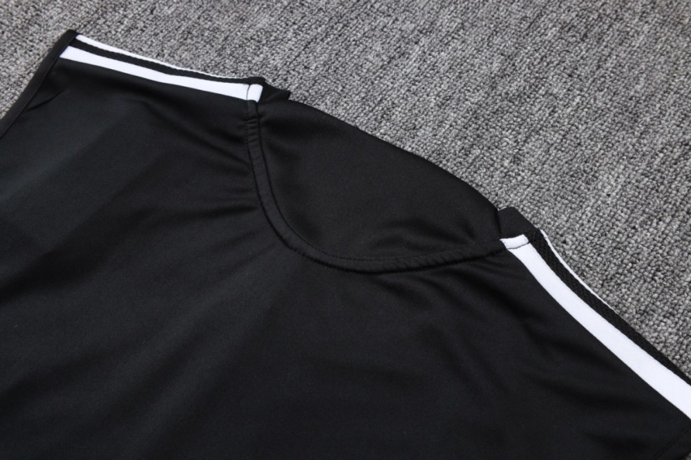 2026 Real Madrid Black Training Set Shirt and Shorts