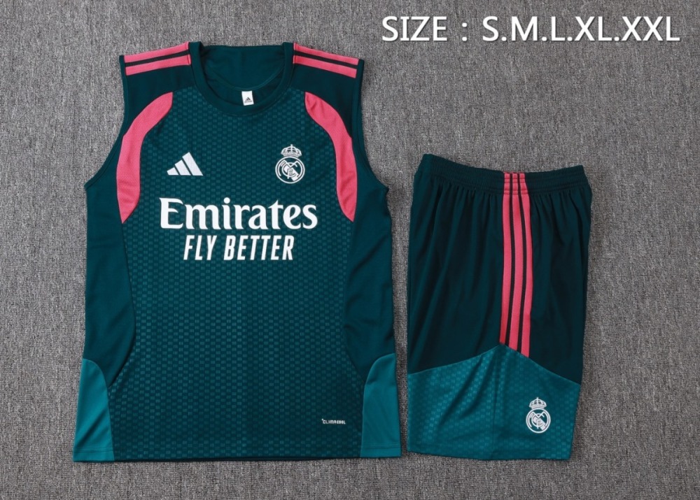 2026 Real Madrid Deep dark green Training Set Shirt and Shorts