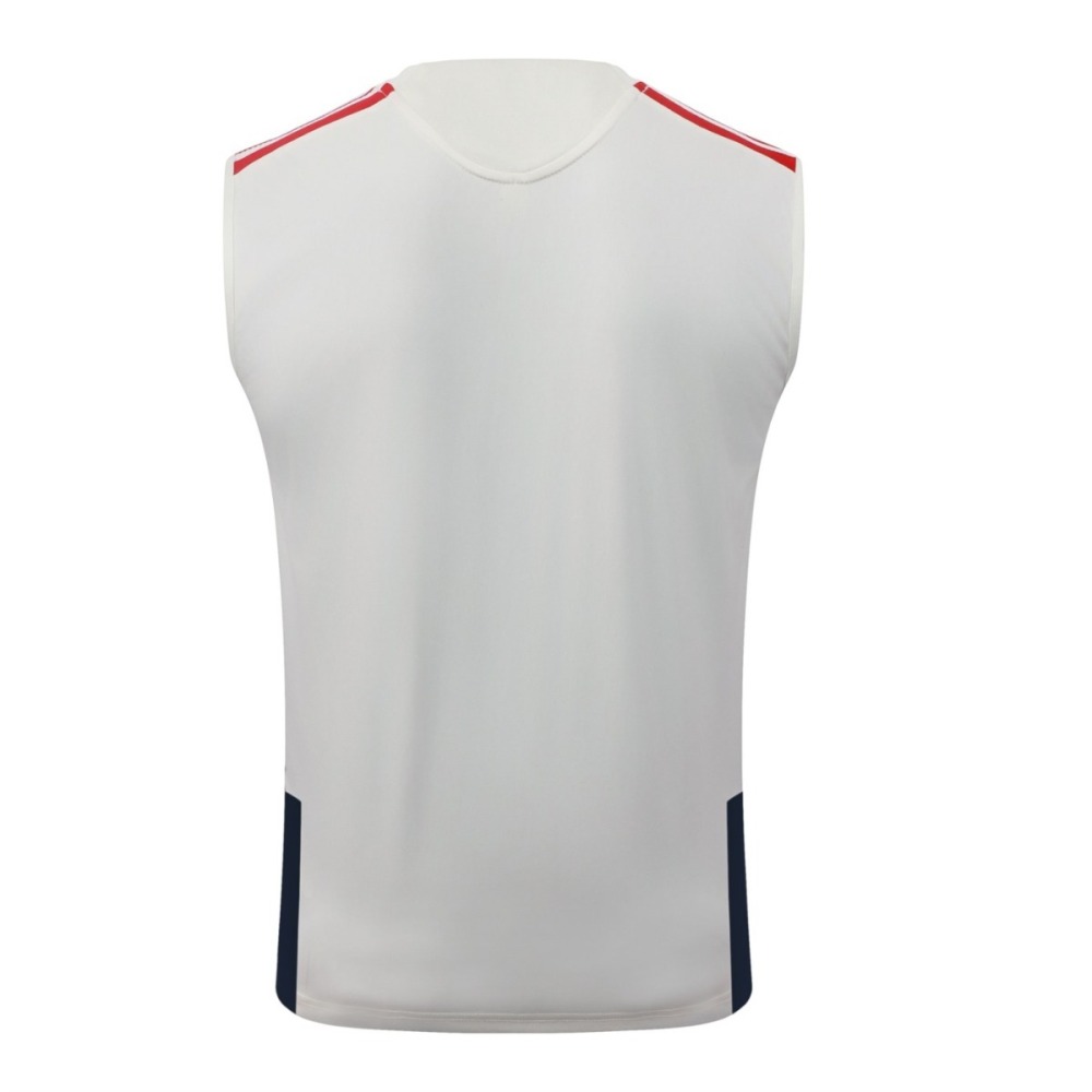 2026 Bayern Munich Beige Training Set Shirt and Shorts