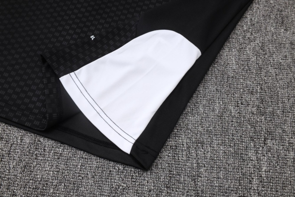 2026 Liverpool Black Training Set Shirt and Shorts