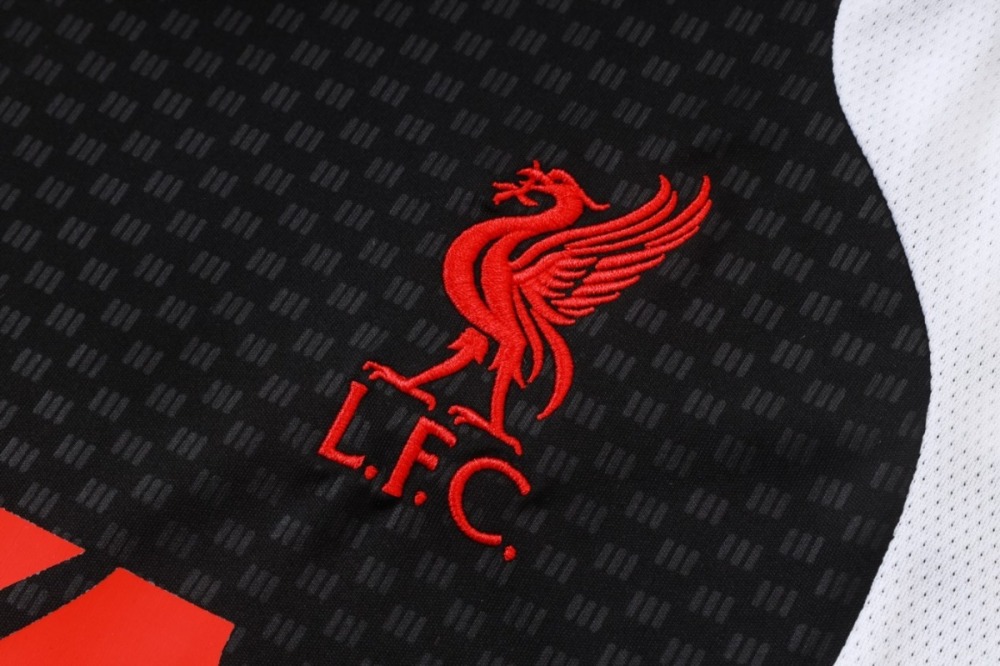2026 Liverpool Black Training Set Shirt and Shorts
