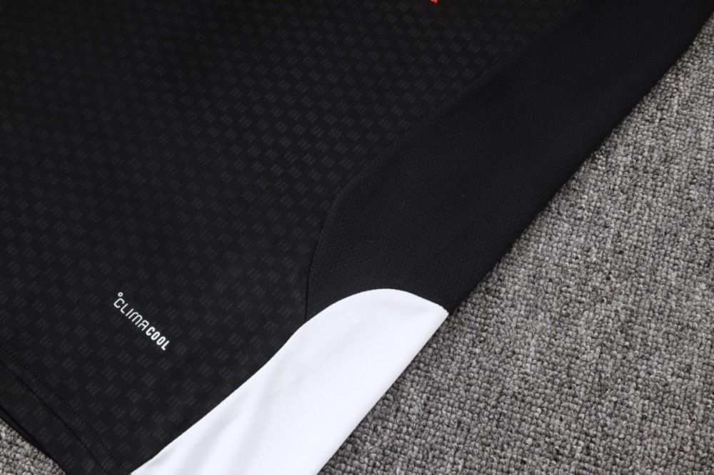 2026 Liverpool Black Training Set Shirt and Shorts