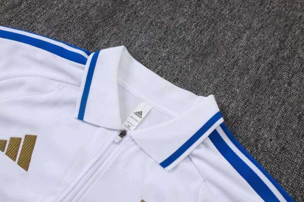 2026 Juventus White Training Set Shirt and Shorts