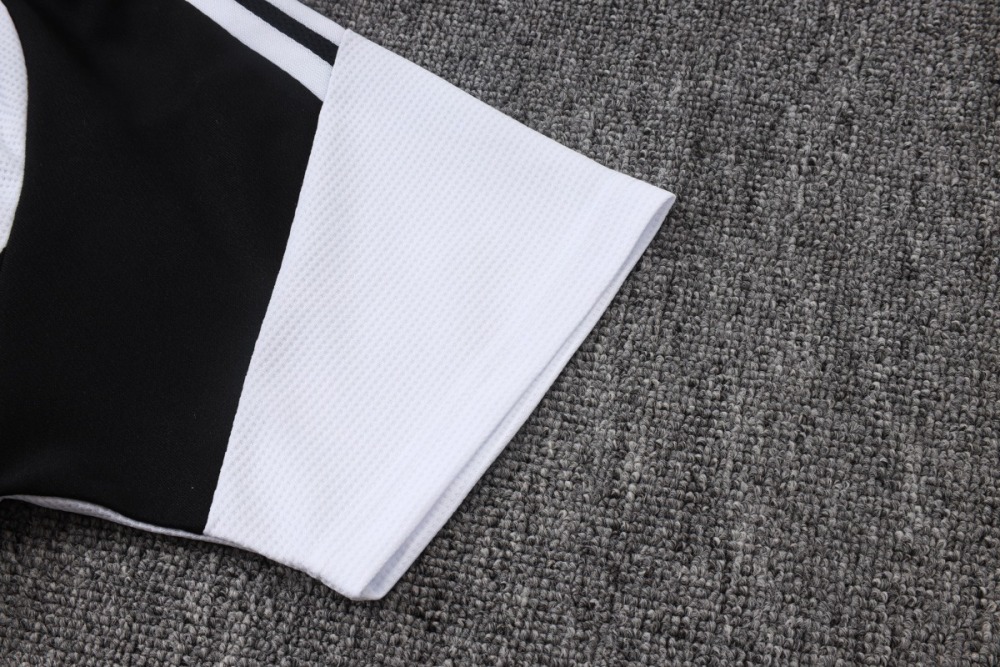 2026 Liverpool Black Training Set Shirt and Shorts