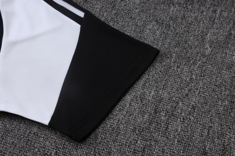 2026 Liverpool White Training Set Shirt and Shorts
