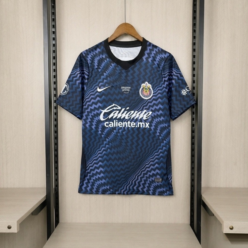 2026/27 Chivas Goalkeeper Jersey Fan Version