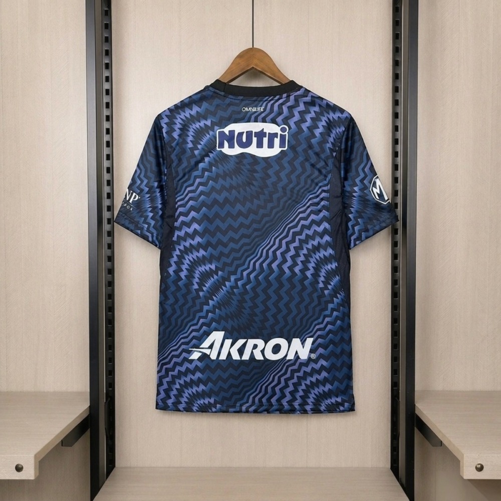 2026/27 Chivas Goalkeeper Jersey Fan Version