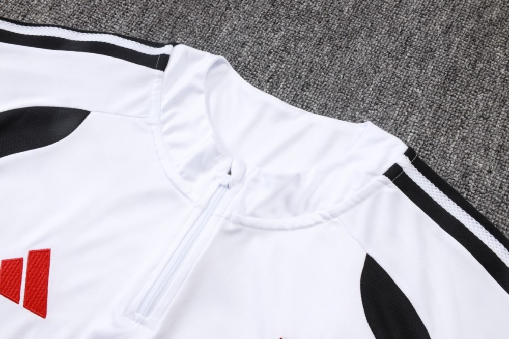 2026/27 Liverpool White Long-sleeved half-pull trainingkit