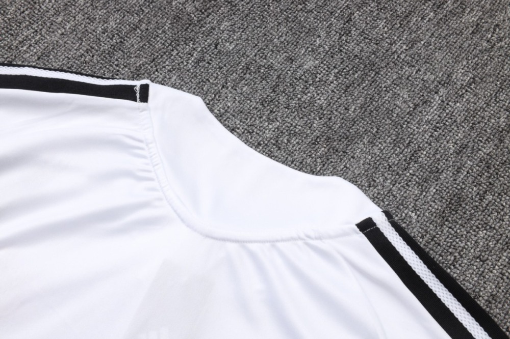 2026/27 Liverpool White Long-sleeved half-pull trainingkit
