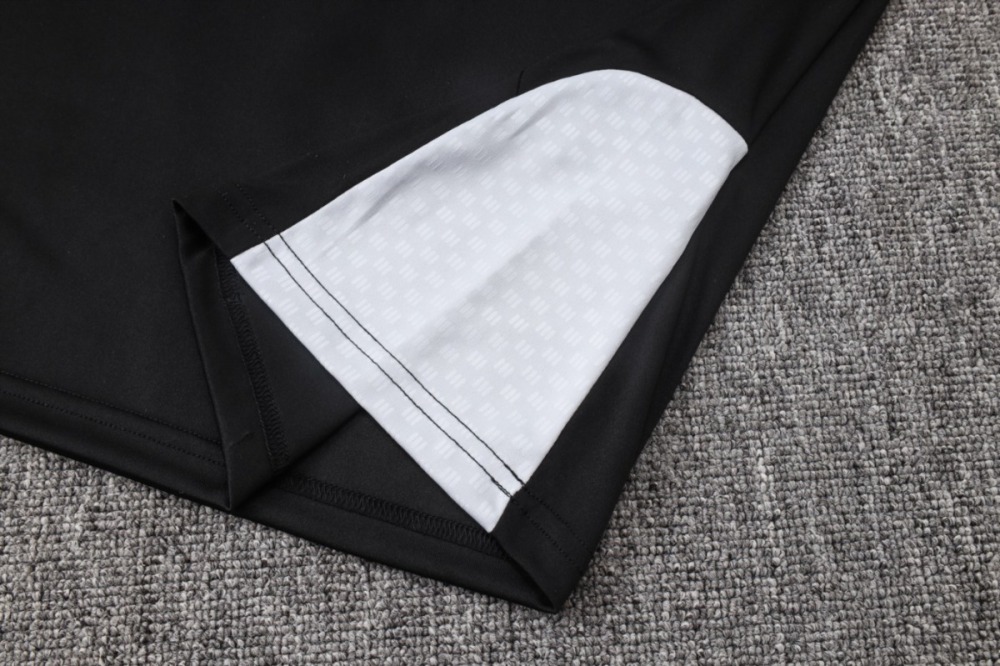 2026/27 Spain Black Long-sleeved half-pull training kit