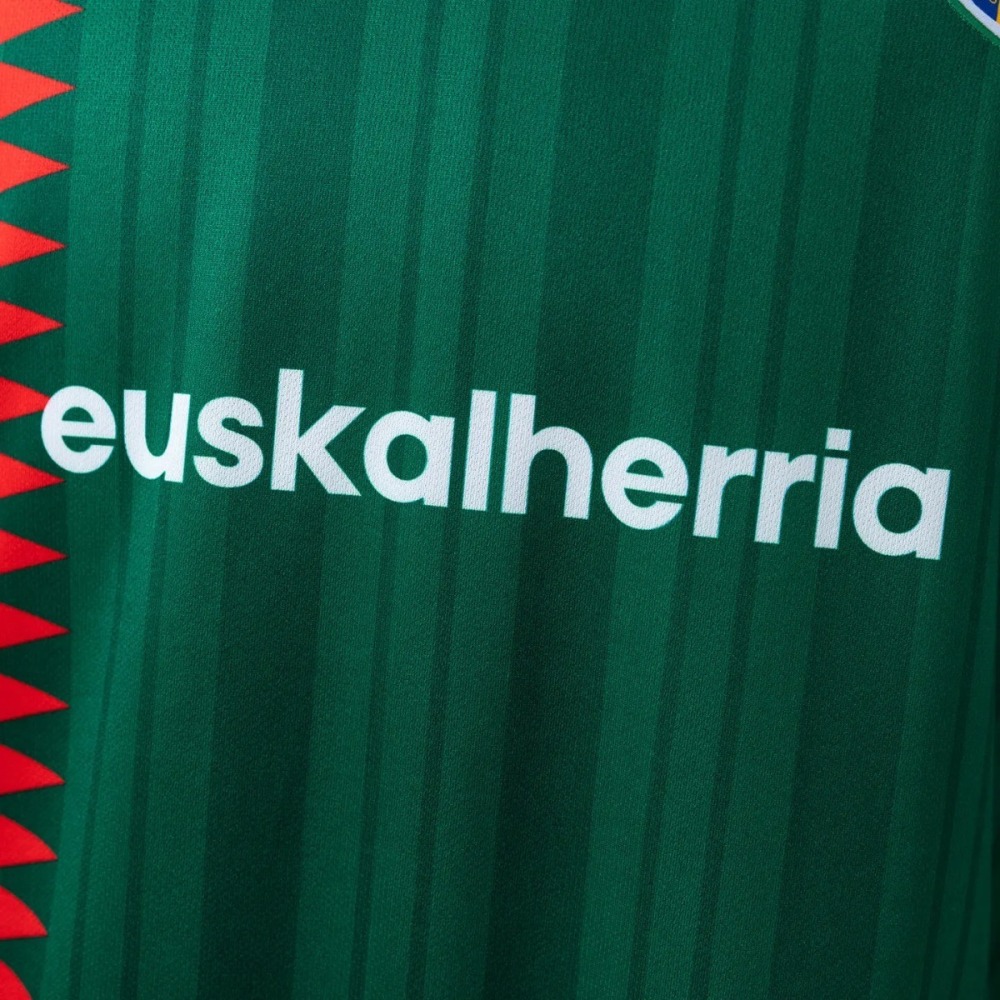 Retro 1993/94 Euskal Herriko Green Jersey Fan Version