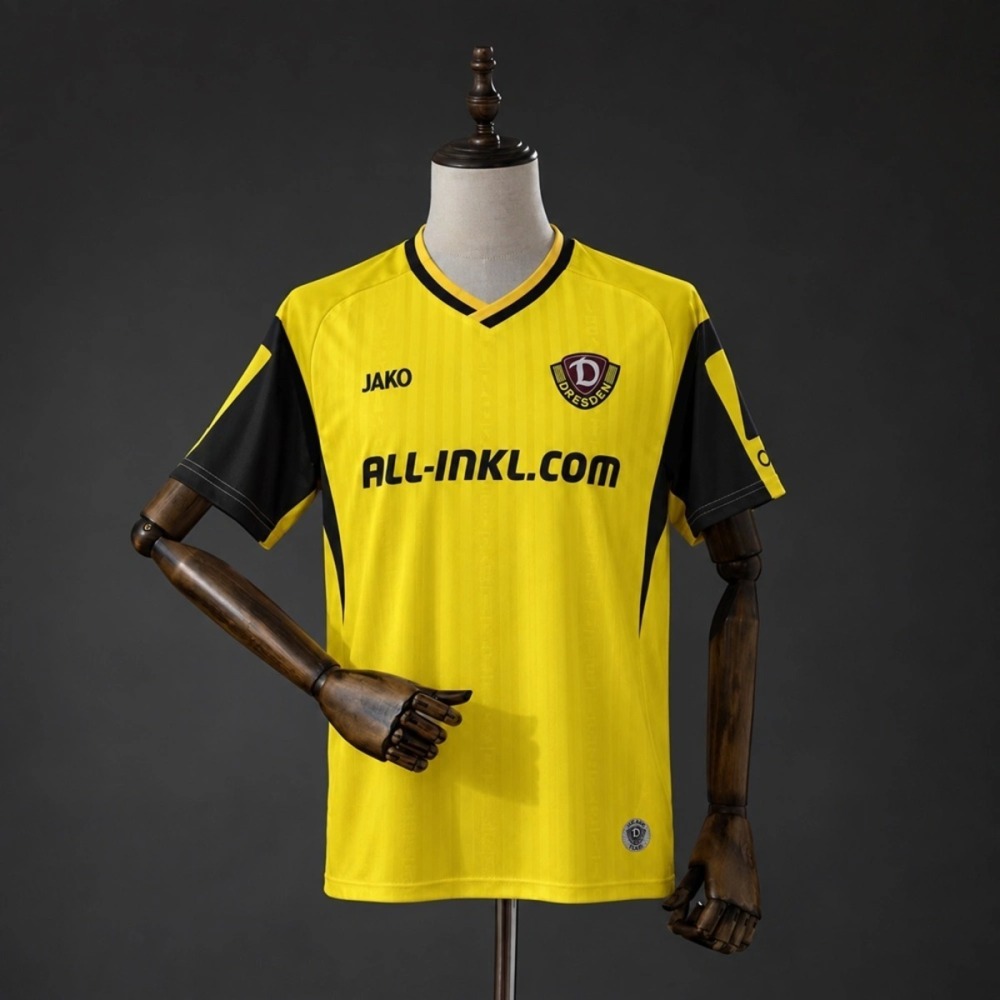 2026/27 Dynamo Dresden Home Jersey Fan Version
