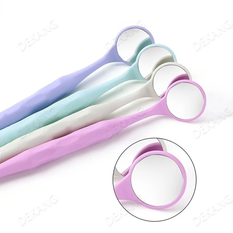 Advanced fog-free technology for clear visibility Equipped with quick fog removal feature, this oral mirror ensures a clear, distortion-free view during examinations. Ideal for precise use in clinical or personal settings without image interference. High-