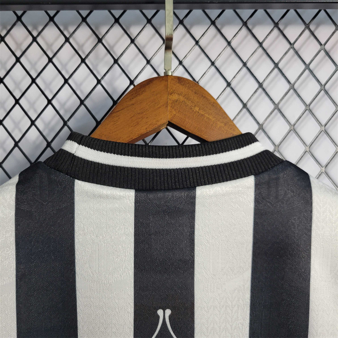 9799 Newcastle United home Long sleeve retro Fan version